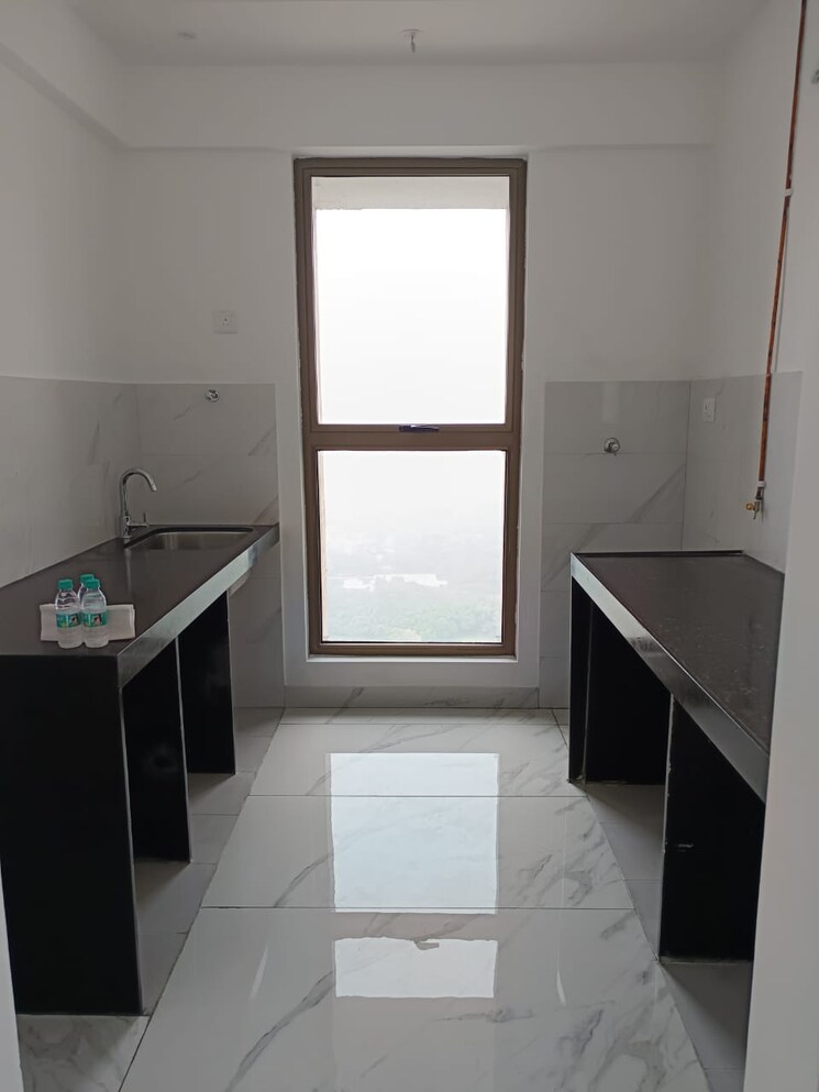 Bathroom, raymond-realty-phase-ii 1 Bedroom 450 Sq.Ft. Apartment In Pokhran Road No Two Thane 8981613