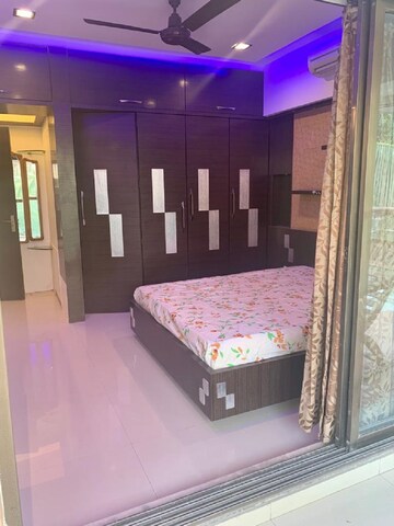 Bedroom in 3 BHK Apartment at Bandra West – for Rent