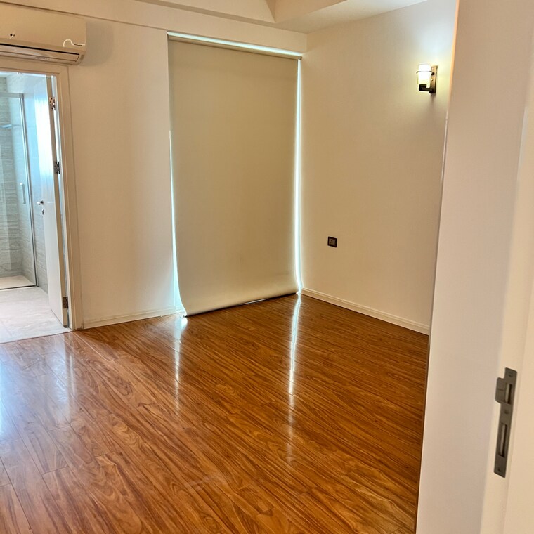 Room, dlf-the-crest 4 Bedroom 4953 Sq.Ft. Penthouse In Dlf Phase V Gurgaon 8981685