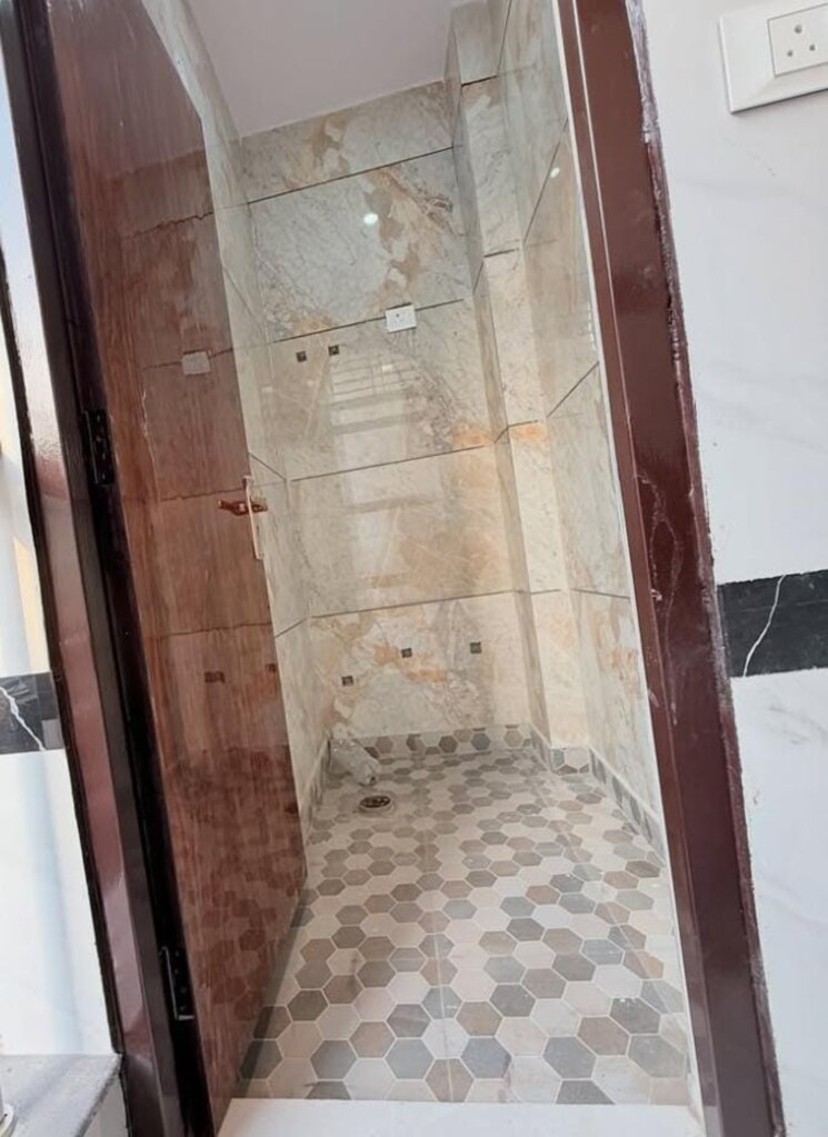 Bathroom, sector 29 3 Bedroom 2700 Sq.Ft. Builder Floor In Sector 29 Faridabad 8981733