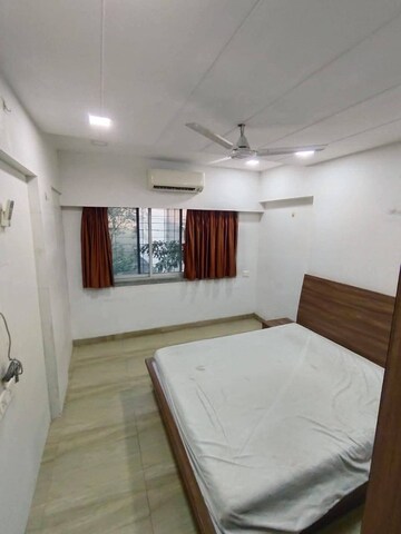 Master Bedroom in 1 BHK Apartment at Andheri West – for Rent
