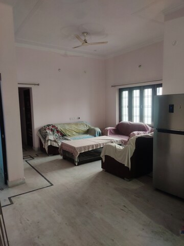 Living Room in 5 BHK Independent House at Aliganj – for Rent