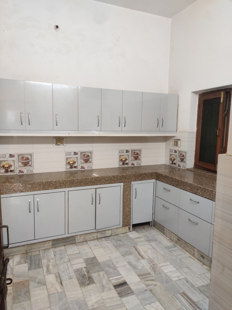 Kitchen, aliganj 5 Bedroom 2152 Sq.Ft. Independent House In Aliganj Lucknow 8981769