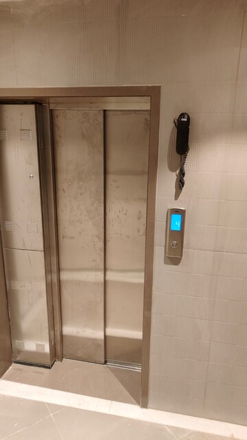 Lift in 2 BHK Apartment at Ghodbunder Road – for Sale