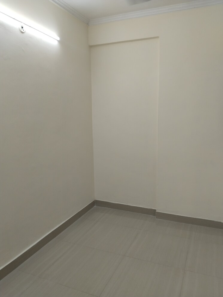 Room, amrapali-leisure-park 2.5 Bedroom 955 Sq.Ft. Apartment In Amrapali Leisure Valley Greater Noida 8981770