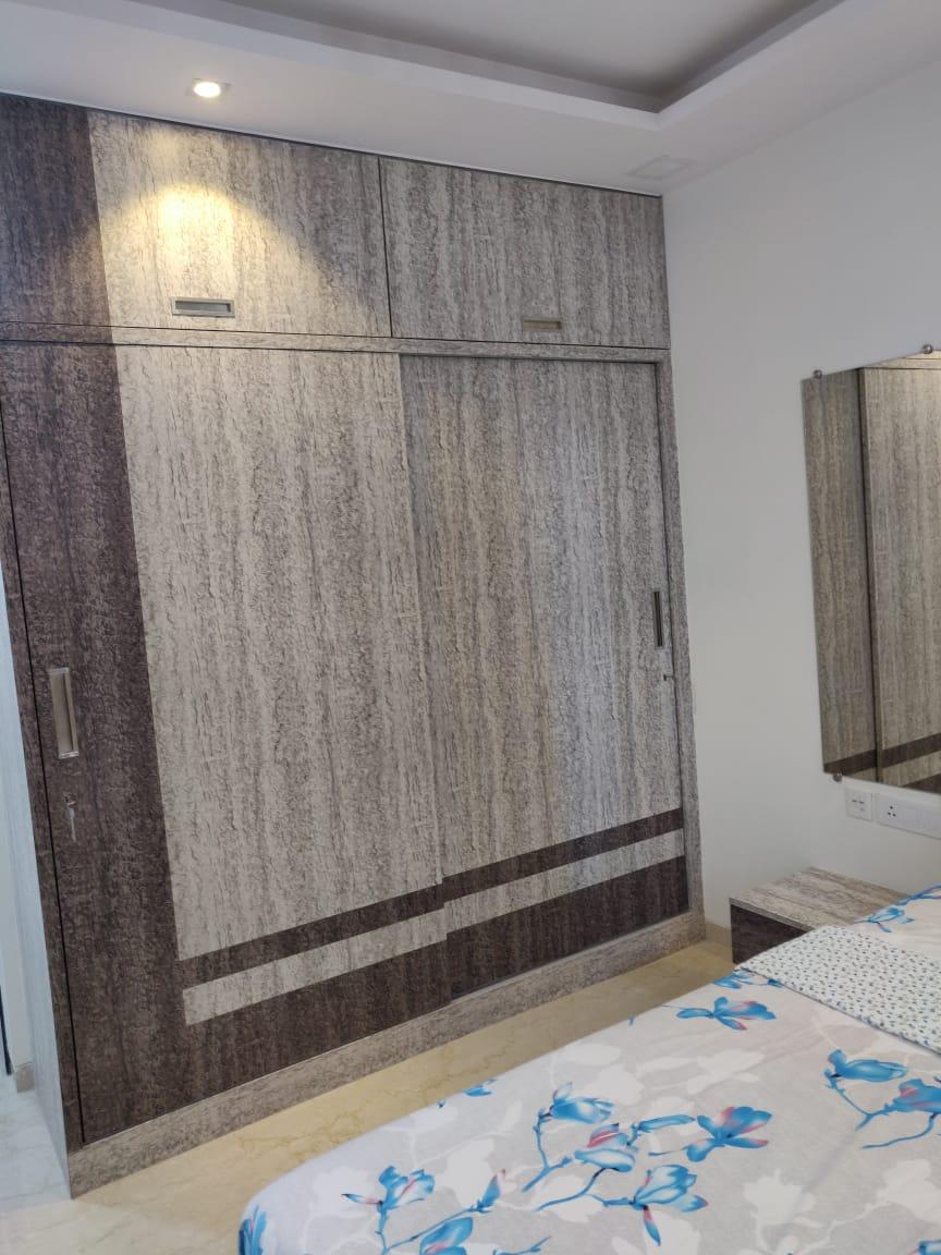 3.5 BHK + Pooja Room,Servant Room Apartment For Rent in Omkar Alta Monte