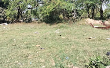 Plot For Sale in Sector 6