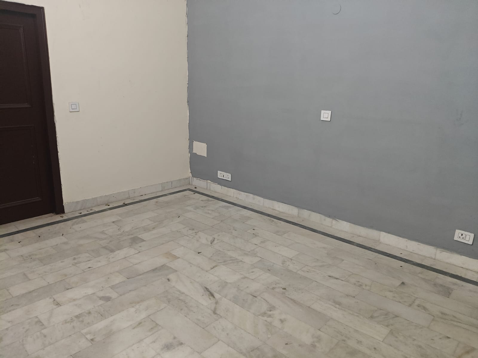 2 BHK Builder Floor For Rent in Sarvapriya Vihar