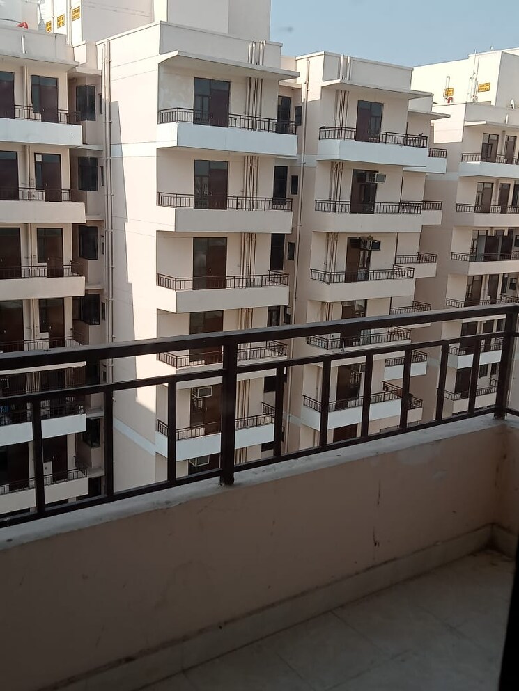 Balcony, gokuldham-complex 1 Bedroom 456 Sq.Ft. Apartment In Goregaon East Mumbai 8981830