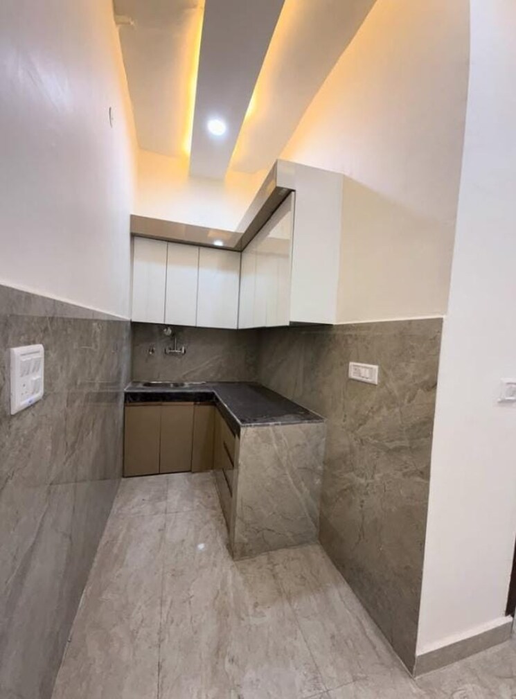 Kitchen, sector 32 3 Bedroom 2700 Sq.Ft. Builder Floor In Sector 32 Faridabad 8981847