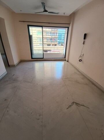 Room in 1 BHK Apartment at Kopar Khairane – for Sale