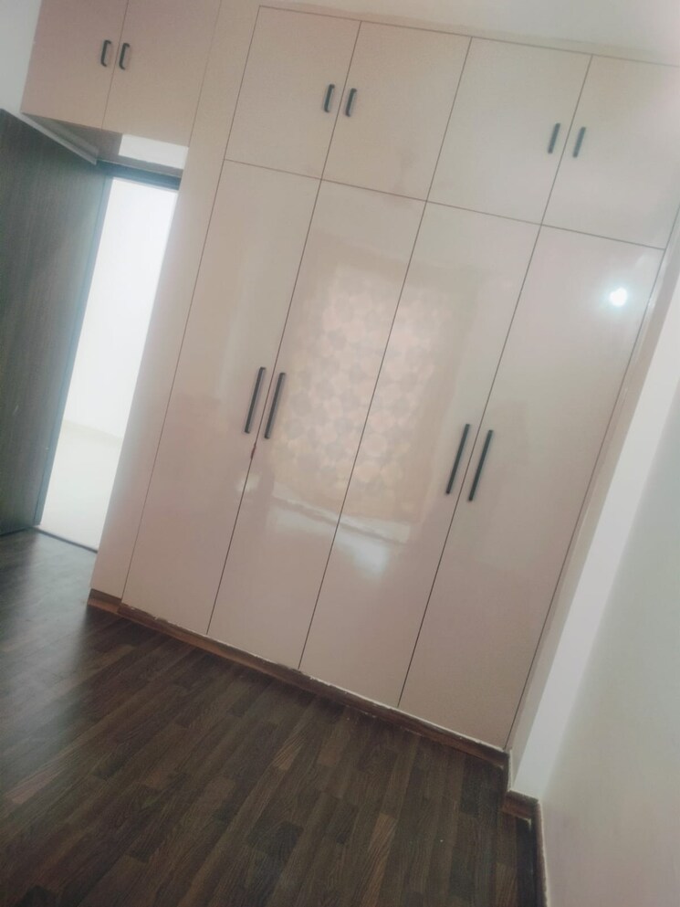 Bathroom, bptp-discovery-park 2 Bedroom 1120 Sq.Ft. Apartment In Sector 80 Faridabad 8981872