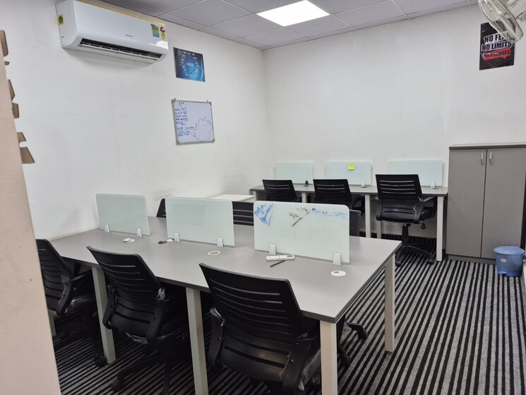 Team Area, sector 2 Commercial Office Space 15000 Sq.Ft. In Sector 2 Noida 8981934