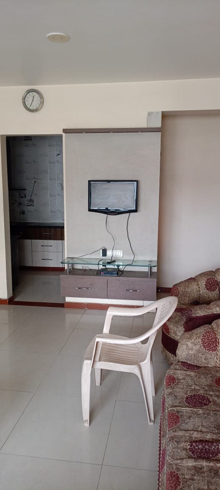 Living Room, satellite 2 Bedroom 1350 Sq.Ft. Apartment In Satellite Ahmedabad 8982076