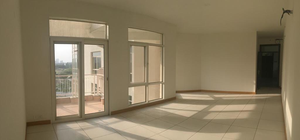 4 BHK + Servant Room Apartment For Sale in Migsun Vilaasa