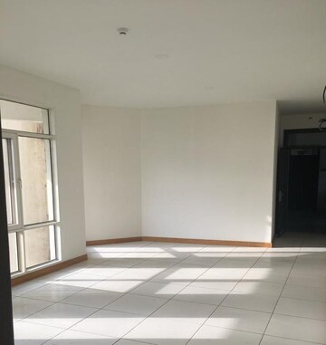 Room in 4 BHK Apartment at Migsun Vilaasa, Eta Ii Greater Noida – for Sale