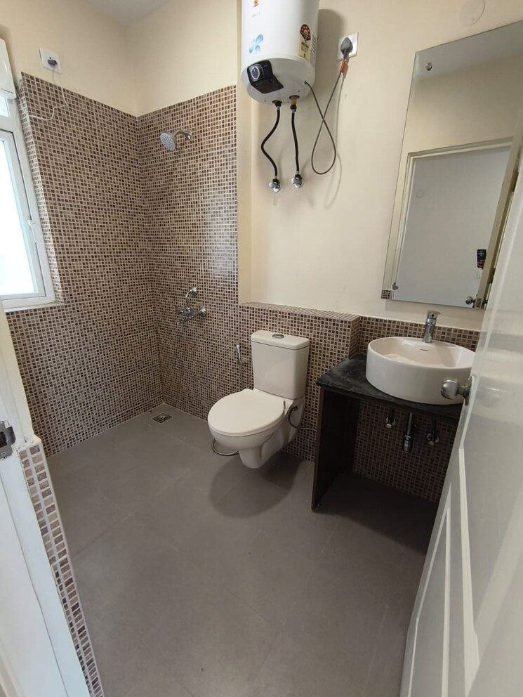 Team Area, silverglades-the-melia 2 Bedroom 1425 Sq.Ft. Apartment In Sohna Sector 35 Gurgaon 8982176