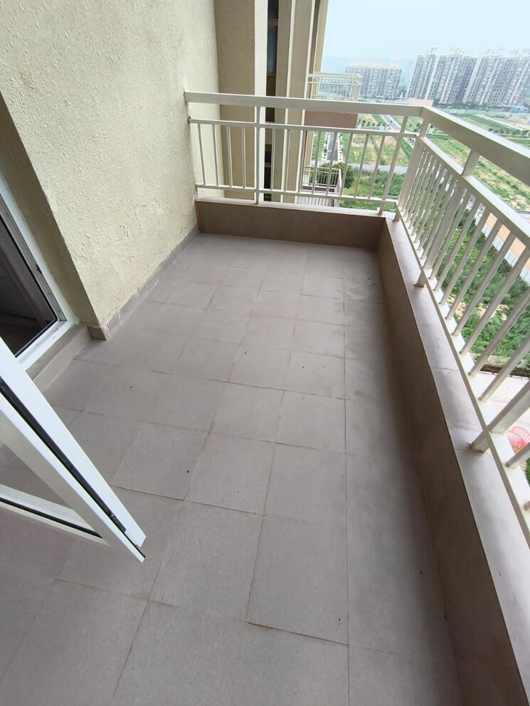Balcony, silverglades-the-melia 2 Bedroom 1425 Sq.Ft. Apartment In Sohna Sector 35 Gurgaon 8982176