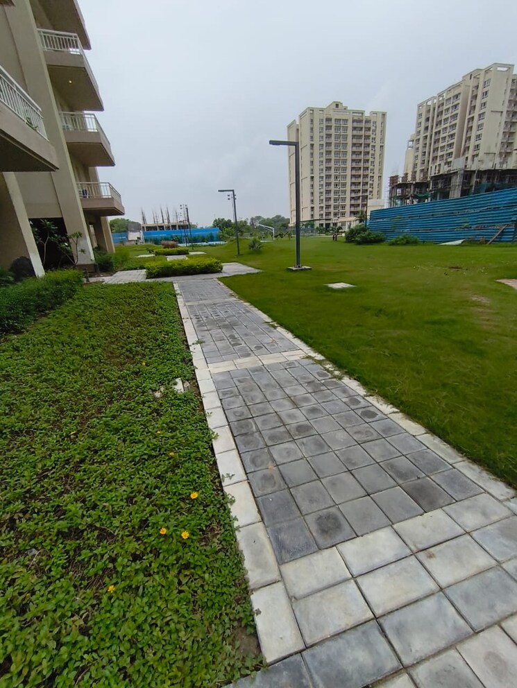 Balcony, silverglades-the-melia 2 Bedroom 1425 Sq.Ft. Apartment In Sohna Sector 35 Gurgaon 8982176