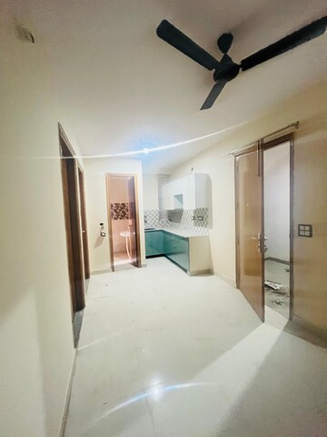 Room in 2 BHK Builder Floor at Sector 47 – for Rent