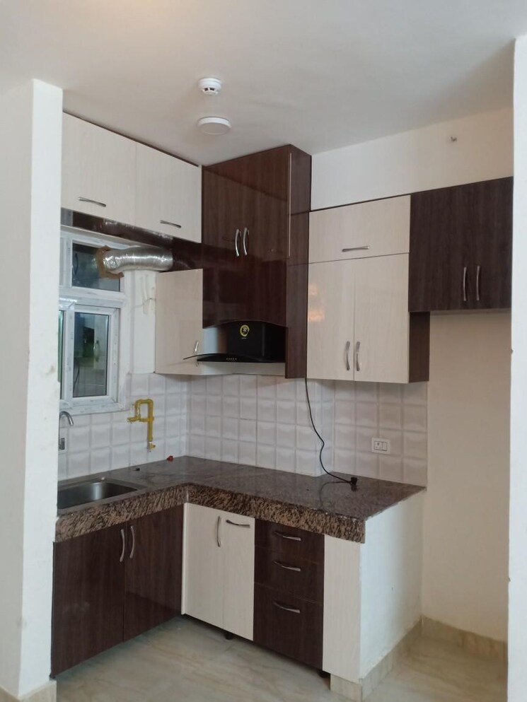 Kitchen, delta ii greater noida 2 Bedroom 120 Sq.Mt. Independent House In Delta Ii Greater Noida Greater Noida 8982196