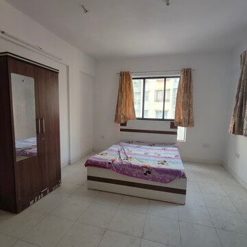 Bedroom in 2 BHK Apartment at Clover Village, Wanowrie – for Rent