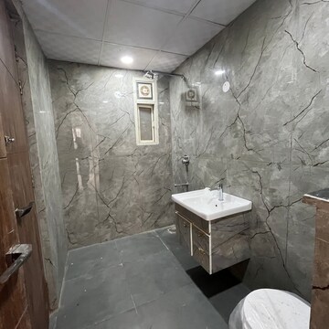 Attached Bathroom in 3 BHK Apartment at OM Builder Floors, Sector 43 – for Sale