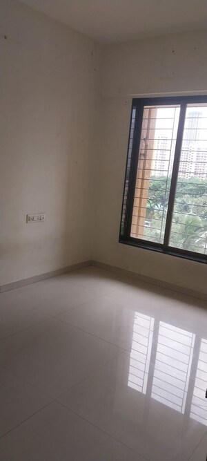 Room in 1 BHK Apartment at Bhoomi Acres, Waghbil – for Sale