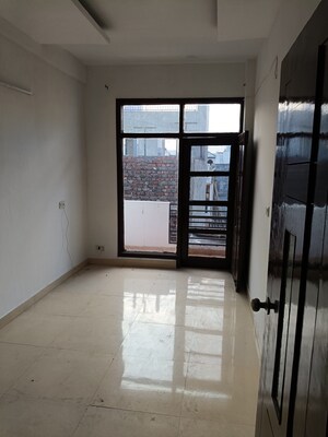 Room in 3 BHK Builder Floor at Dhakoli – for Sale