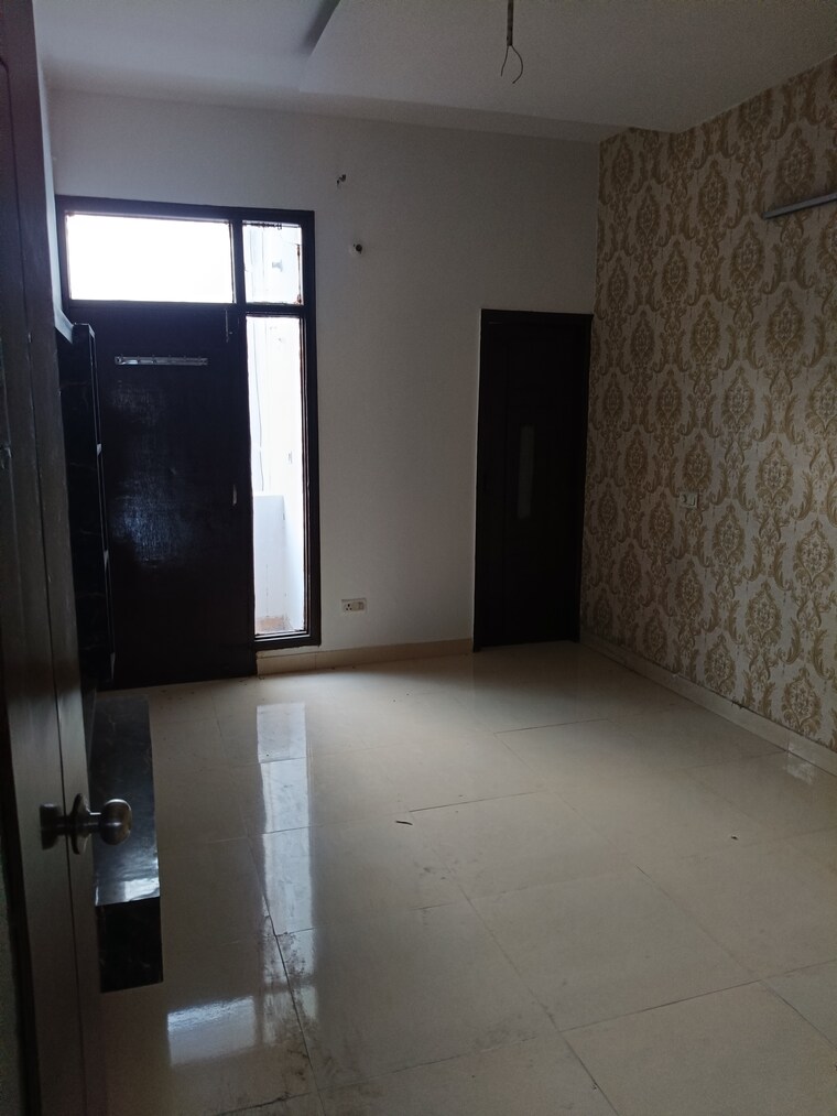 Room, dhakoli 3 Bedroom 1850 Sq.Ft. Builder Floor In Dhakoli Zirakpur 8982220