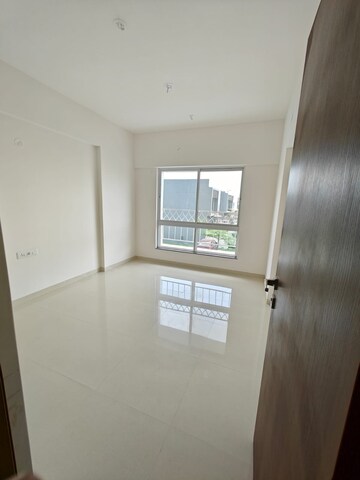 Room in 3 BHK Apartment at Gera World of Joy, Kharadi – for Rent