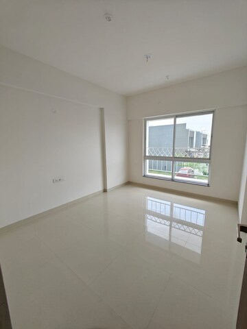 Room in 3 BHK Apartment at Gera World of Joy, Kharadi – for Rent