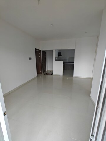 Room in 3 BHK Apartment at Gera World of Joy, Kharadi – for Rent
