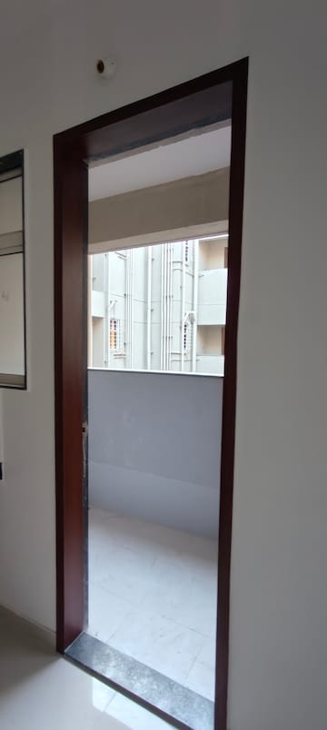 Room in 2 BHK Apartment at Kanchan Royal Exotica, Kondhwa – for Rent