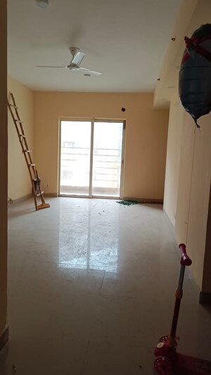 Room in 2 BHK Apartment at Paras Seasons, Sector 168 – for Sale