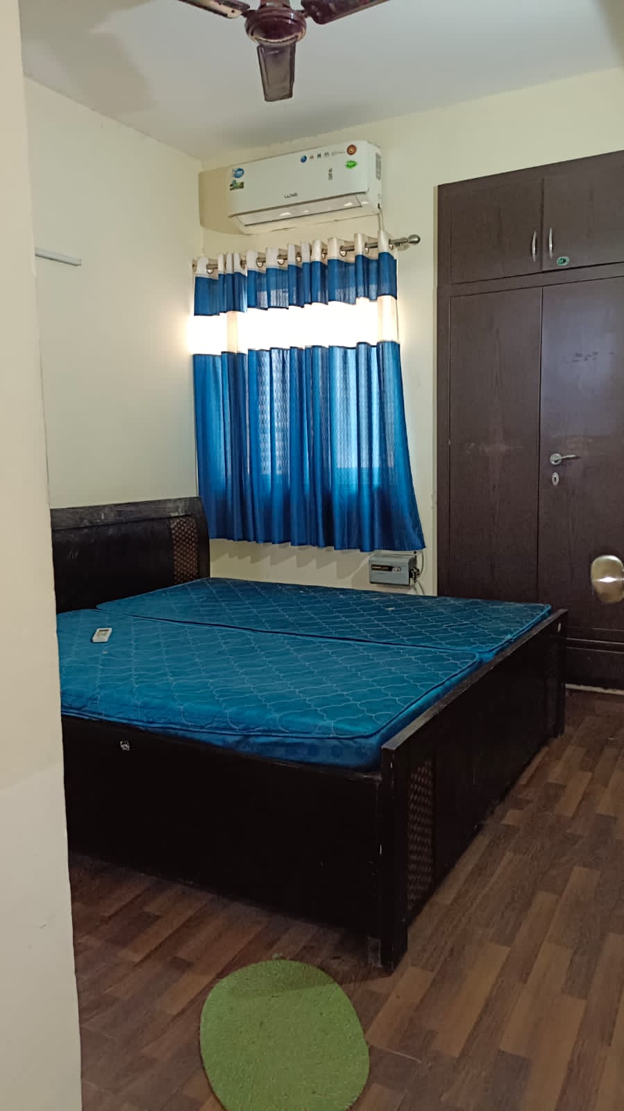 2 BHK 985 Sq.Ft. Apartment in Paras Seasons