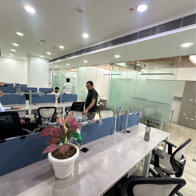 Team Area, spaze-itech-park Commercial Office Space 1700 Sq.Ft. In Sispal Vihar Gurgaon 8982312