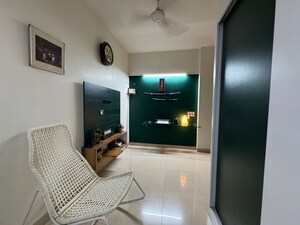 Furnished Amenities in 4 BHK Apartment at Serenity Heights, Malad West – for Sale