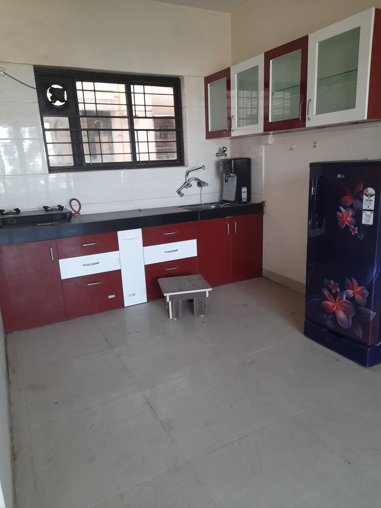 Kitchen, riswadkar-prestige-panorama 3 Bedroom 1300 Sq.Ft. Apartment In Mundhwa Pune 8982385