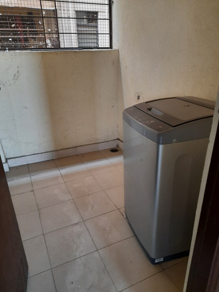 Balcony, riswadkar-prestige-panorama 3 Bedroom 1300 Sq.Ft. Apartment In Mundhwa Pune 8982385