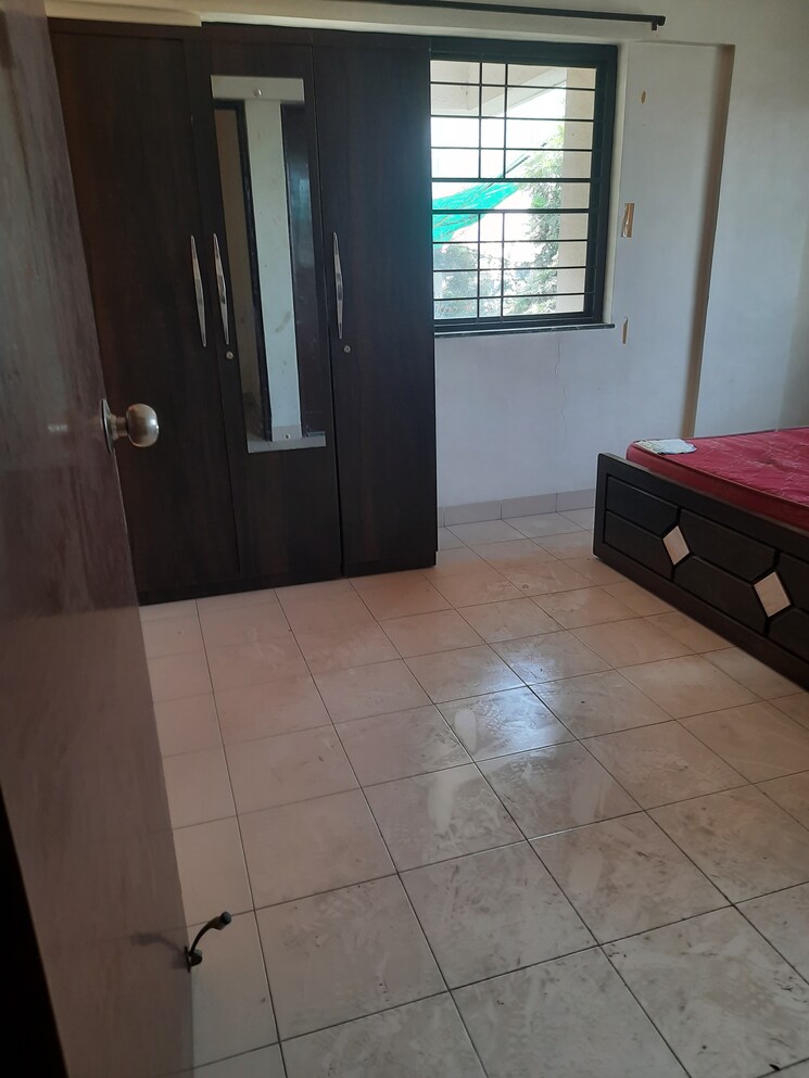 Master Bedroom, riswadkar-prestige-panorama 3 Bedroom 1300 Sq.Ft. Apartment In Mundhwa Pune 8982385