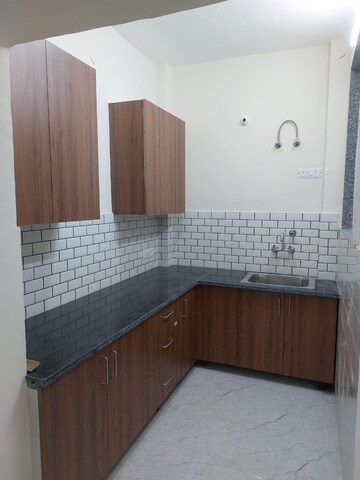 Bedroom in 3 BHK Builder Floor at Ardee City, Sector 52 – for Rent