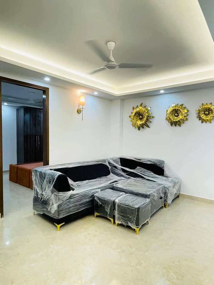 3 BHK + Pooja Room,Study Room Apartment For Sale in Ultra Luxury Apartment 