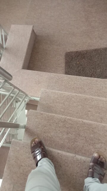 Staircase in 2 BHK Builder Floor at Ansal Sushant Lok I, Sector 43 – for Rent