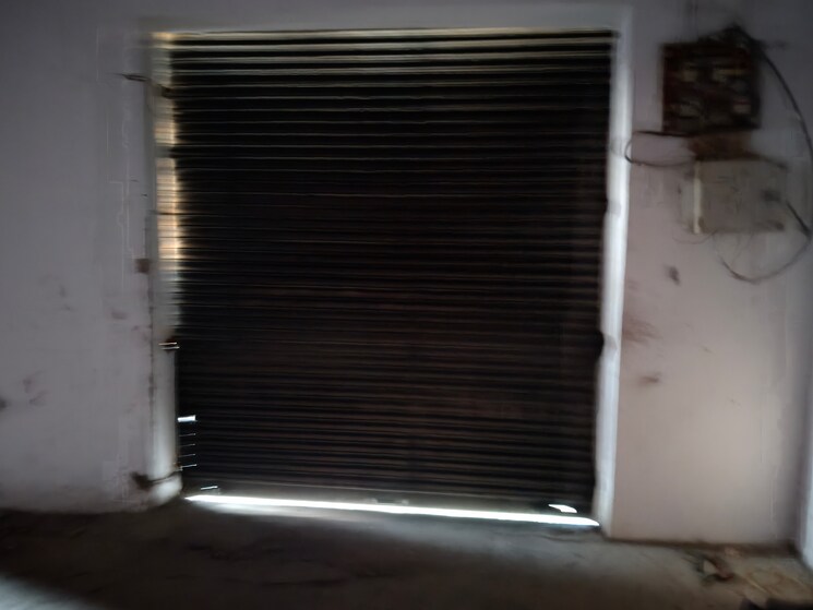 undefined, sector 63 Commercial Warehouse 2000 Sq.Yd. In Sector 63 Noida 8982465