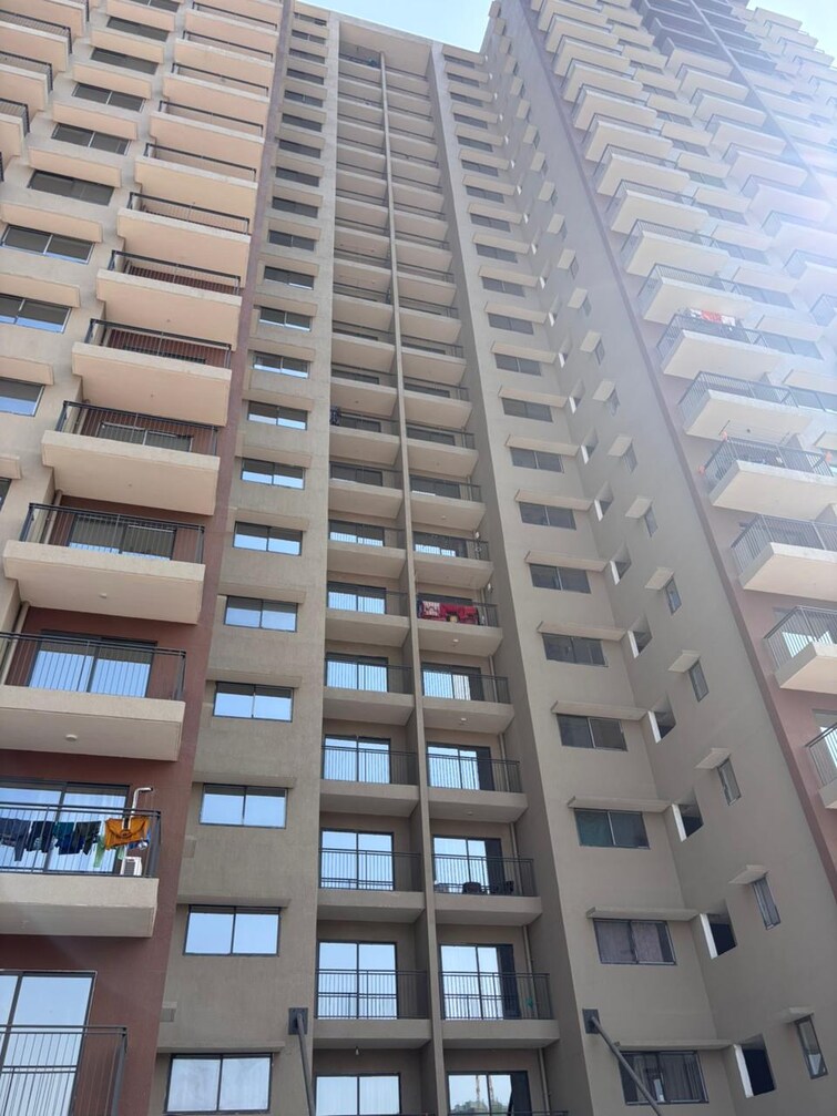 Cover Image, model colony 3 Bedroom 1600 Sq.Ft. Apartment In Model Colony Pune 8982466