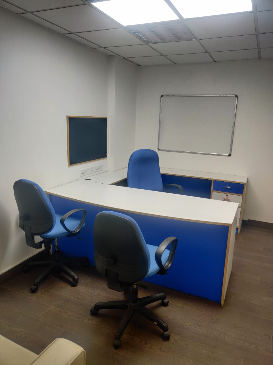 Office Space For Rent in Vaswani Marks 36
