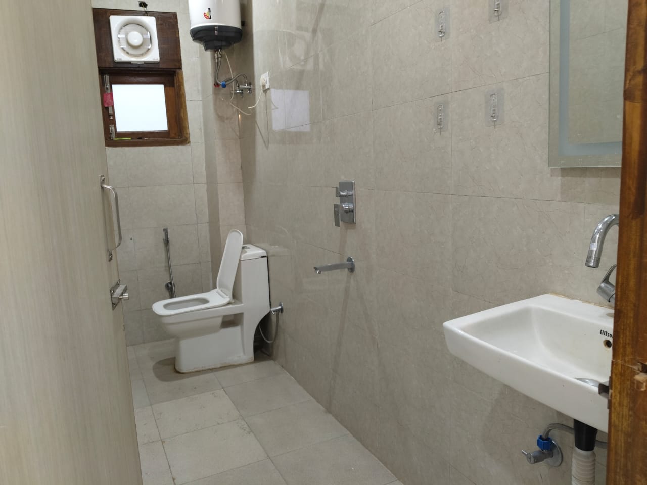 1 BHK Builder Floor For Rent in Paryavaran Complex