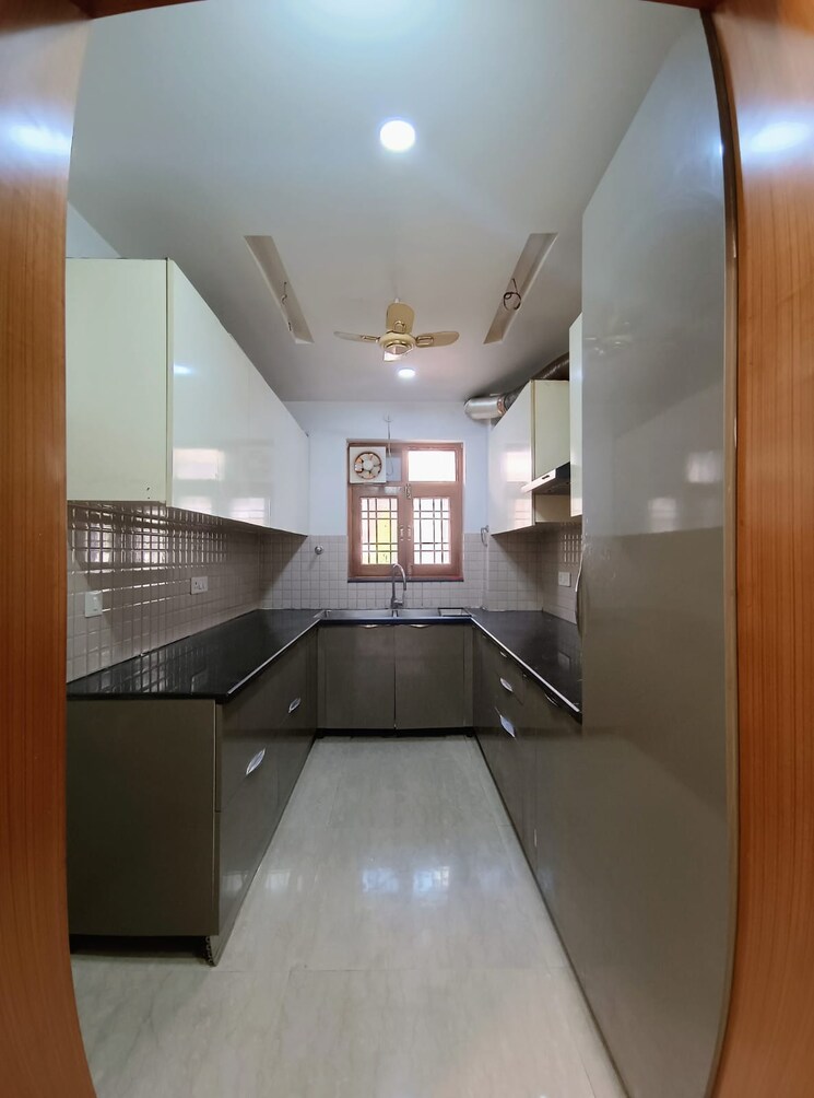 undefined, rwa-residential-society-sector-46 3 Bedroom 200 Sq.Yd. Builder Floor In Sector 46 Gurgaon 8982558