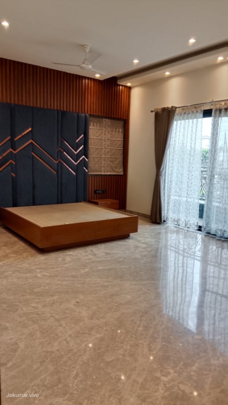 Bedroom, vasant kunj 6 Bedroom 1500 Sq.Ft. Villa In Vasant Kunj Delhi 8982614